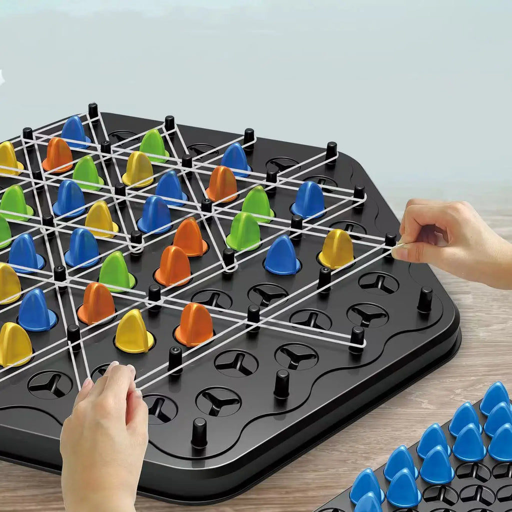 Chain Geometry Strategy Game