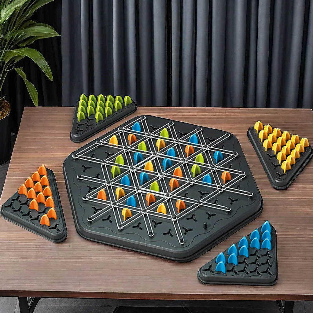 Chain Geometry Strategy Game